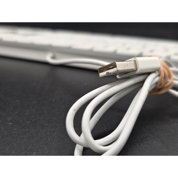 Apple Mac Wired Keyboard "OK" Condition, USB A Plug & Play A1243 -TESTED - A7 - Picture 12 of 13
